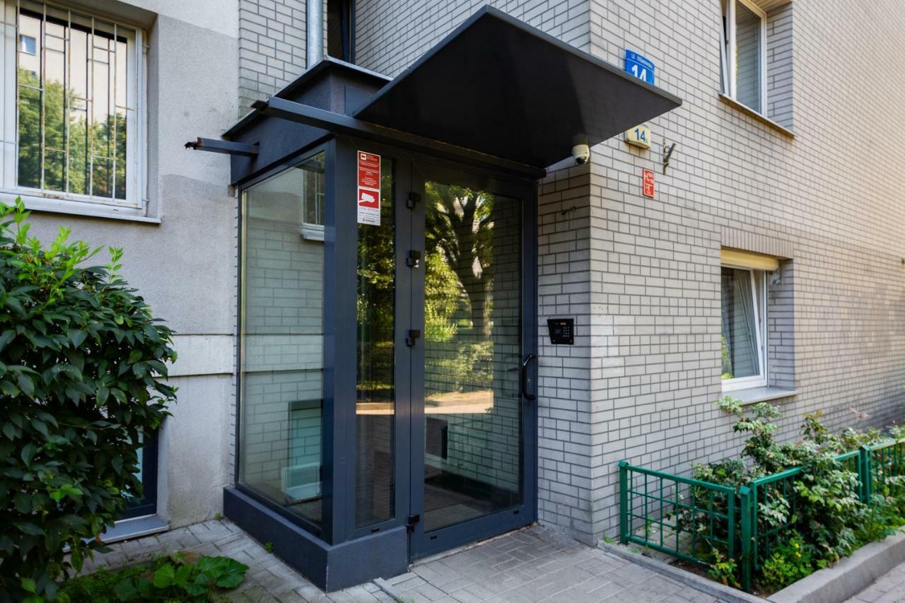 First Central Apartments By Noclegi Renters 바르샤바 외부 사진